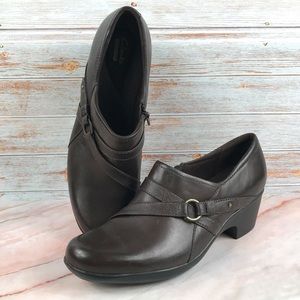 NWOB Clark’s Collection Genette Arc Brown Leather Size 8.5